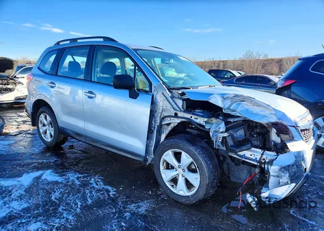 2016 Subaru Forester 2.5I z USA, uszkodzony, nr VIN JF2SJABC1GH501429